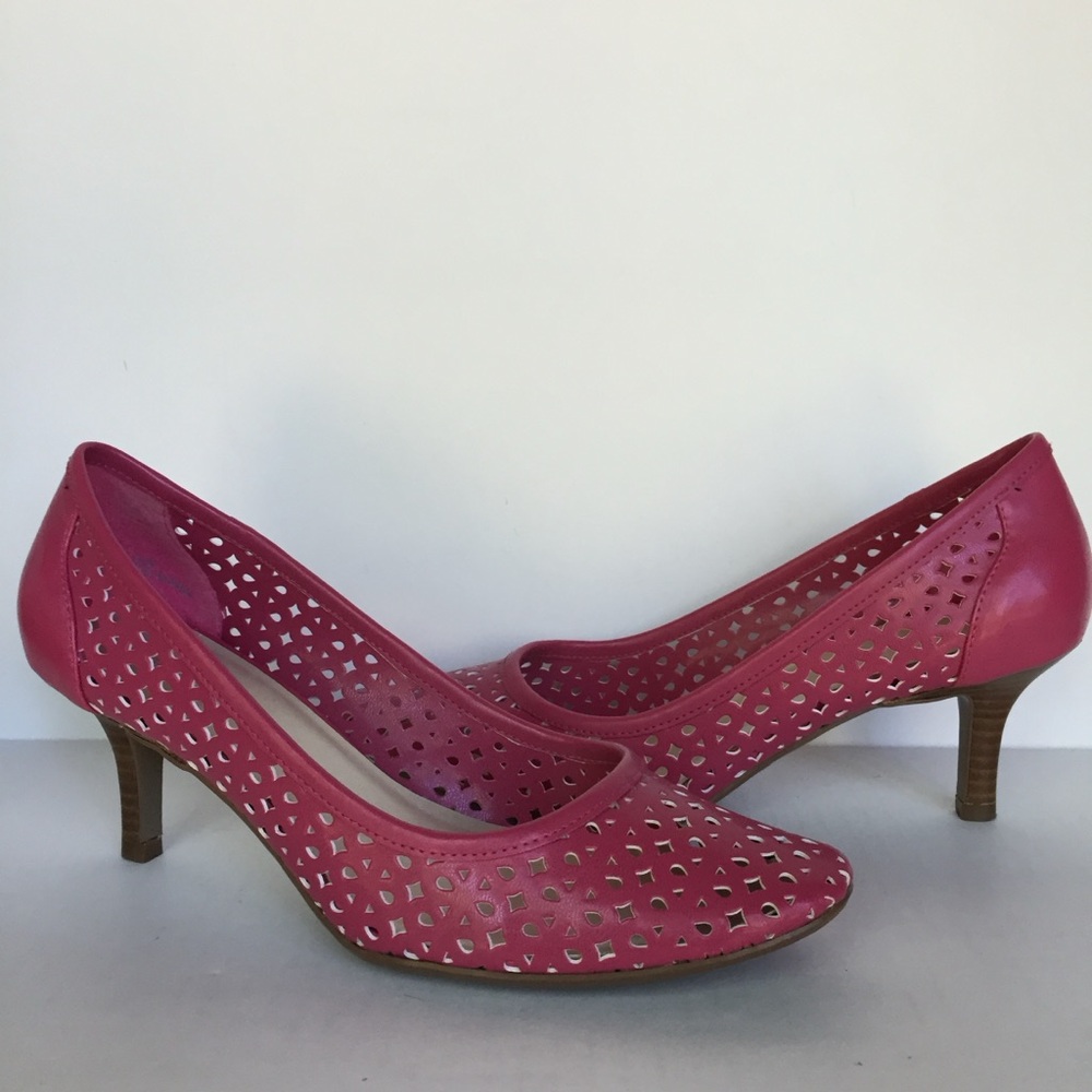 Madeline Embossed cut-outs Bright Rose/pink tone, Pumps Heels, Size 8.5 Medium
